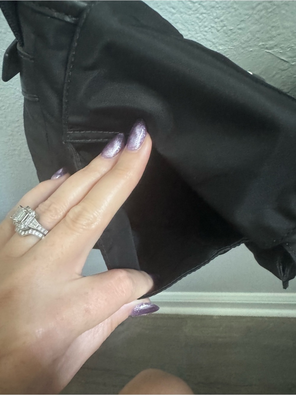 Tumi Black Crossbody Bag with Front Pockets - Picture 6 of 12